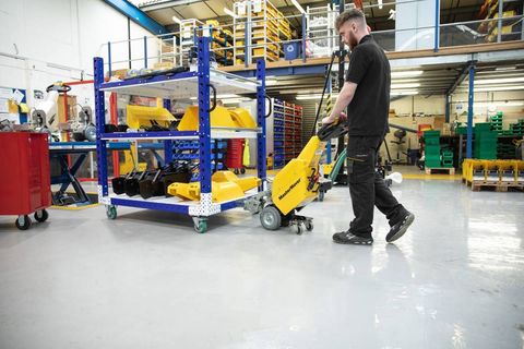 Hauling Equipment Manufacturing Insights: Trends Shaping the Industry
